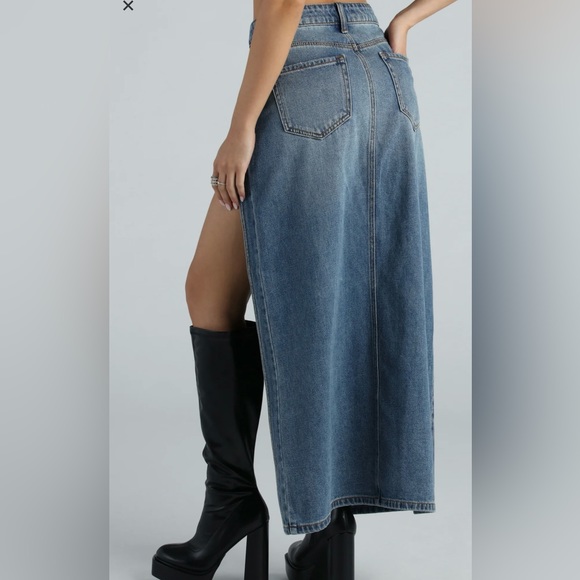 Open thigh denim maxi skirt - Picture 3 of 6